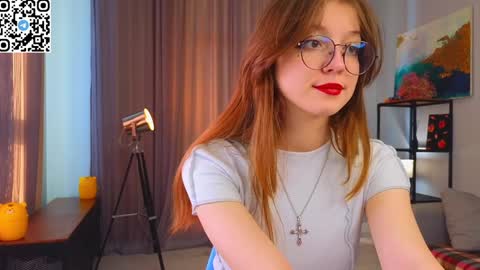 Snapshot of edithbrucker chatting on 02-08-25, 06:12 Im Sally Im new here lets meet online show from 02-08-25, 06:12