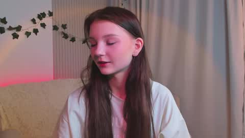 Lisa  online show from 02-20-25, 12:30