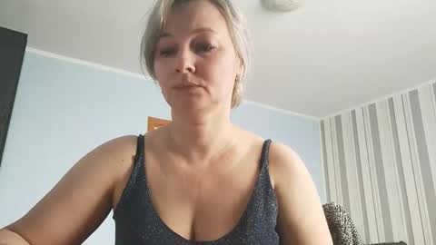 edithmanning online show from 02-05-26, 06:51