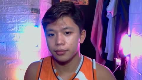 urasian chub online show from 10-23-25, 06:17