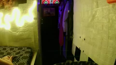 urasian chub online show from 10-29-25, 05:47