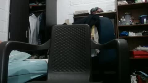 Snapshot of edutruova2 chatting on 10-27-25, 01:42 JETO2 online show from 10-27-25, 01:42