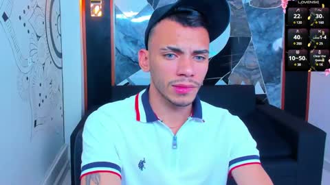 Snapshot of edward_24_ chatting on 02-02-25, 04:05 Edward Colleman online show from 02-02-25, 04:05