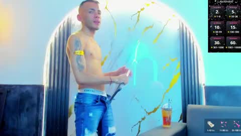 Snapshot of edward_24_ chatting on 10-11-25, 05:17 Edward Colleman online show from 10-11-25, 05:17