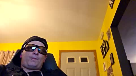 edwardaims_2please online show from 10-16-25, 02:45