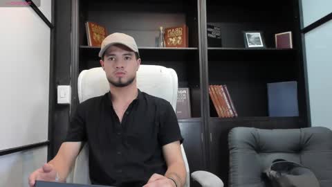 Edward Ross online show from 03-01-25, 07:04