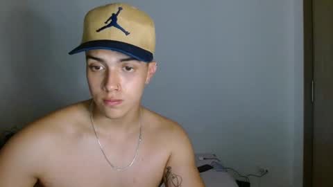 Snapshot of edwisalvatore chatting on 01-09-25, 03:04 edwisalvatore online show from 01-09-25, 03:04