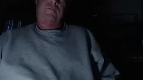 eeyoreeeyore online show from 10-10-25, 03:27