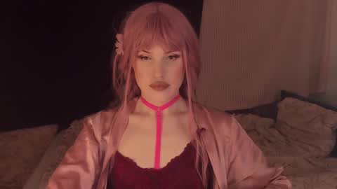 Effie Mur online show from 12-21-24, 04:03