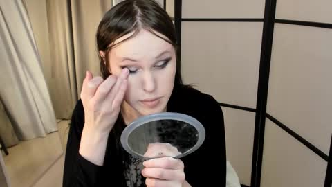 Snapshot of effiemur chatting on 02-06-26, 03:48 Effie Mur online show from 02-06-26, 03:48