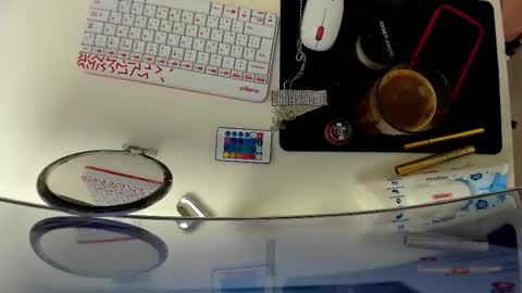 Snapshot of effiemur chatting on 03-03-26, 09:10 Effie Mur online show from 03-03-26, 09:10