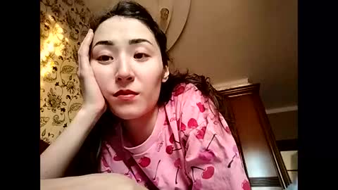 Effy online show from 11-19-25, 10:59