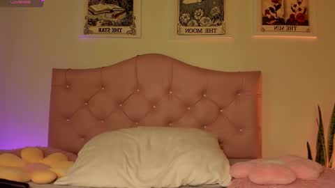 effy online show from 10-25-25, 03:03