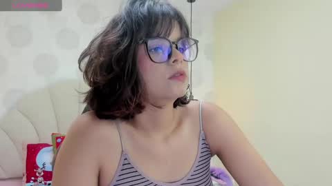 Snapshot of effystonnem chatting on 12-13-24, 07:10  E F F Y  online show from 12-13-24, 07:10