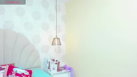 Snapshot of effystonnem chatting on 01-04-25, 07:02  E F F Y  online show from 01-04-25, 07:02