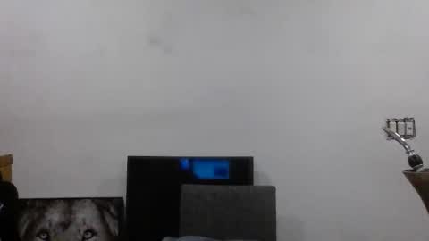 Snapshot of eguevara555500 chatting on 04-17-26, 06:38 SilverBulture online show from 04-17-26, 06:38