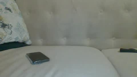 Im momo 35 Egyptian at Dubai online show from 02-08-25, 08:53