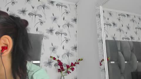 Valery online show from 10-07-25, 01:41