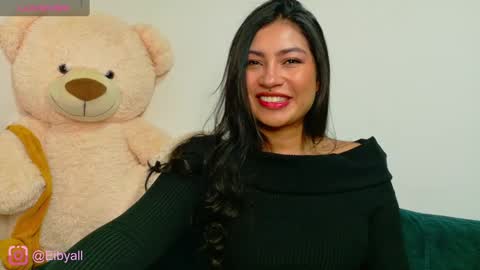 Snapshot of eibyall chatting on 02-08-25, 01:43 Eiby online show from 02-08-25, 01:43