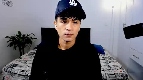 Snapshot of eiden_allenx1 chatting on 12-27-24, 11:06 eiden_allenx1 online show from 12-27-24, 11:06