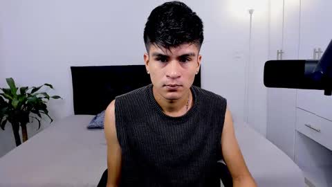 Snapshot of eiden_allenx1 chatting on 01-06-25, 10:46 eiden_allenx1 online show from 01-06-25, 10:46