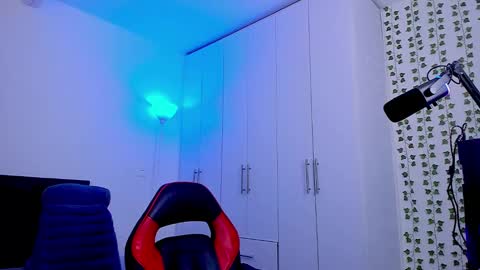 Snapshot of eiden_allenx1 chatting on 02-08-25, 06:43 eiden_allenx1 online show from 02-08-25, 06:43