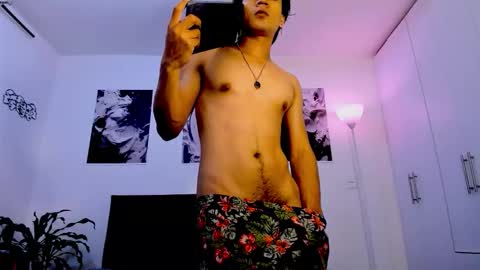 Snapshot of eiden_allenx1 chatting on 09-24-25, 12:30 eiden_allenx1 online show from 09-24-25, 12:30