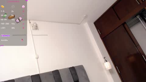 eileenn tanihara online show from 01-09-25, 07:29