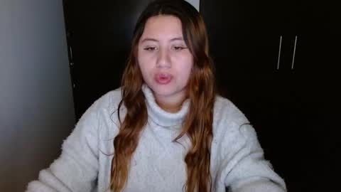 EIMY   MODEL INDEPENDENT online show from 12-18-24, 02:32