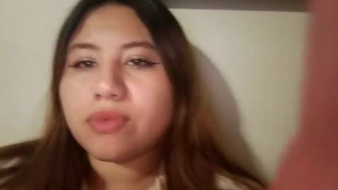 EIMY   MODEL INDEPENDENT online show from 01-01-25, 09:17