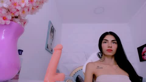 eimy online show from 02-13-25, 03:46