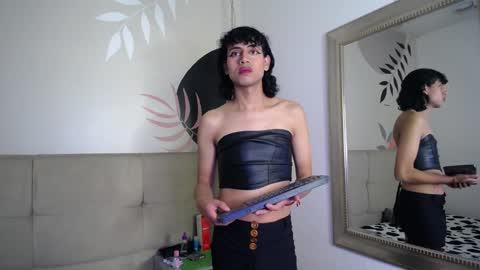 Eimyflorian online show from 01-17-25, 11:59