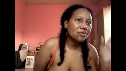 Eirondra Valeen online show from 12-18-25, 10:32