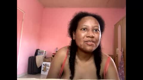 Eirondra Valeen online show from 12-22-25, 10:34