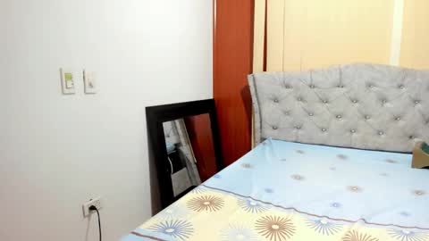 eitati_meghan_ online show from 12-19-25, 10:17