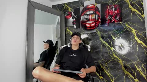 Snapshot of eithan__boy chatting on 02-23-26, 11:40 Eithan online show from 02-23-26, 11:40