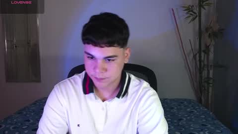 Snapshot of eithan_jonnes chatting on 02-26-26, 08:08 Eithan online show from 02-26-26, 08:08