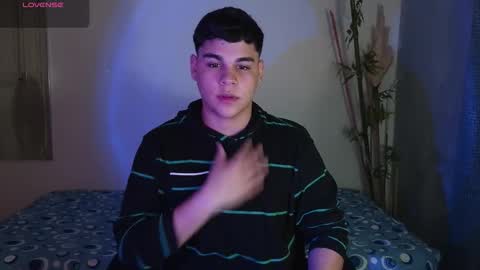 Snapshot of eithan_jonnes chatting on 02-27-26, 08:20 Eithan online show from 02-27-26, 08:20