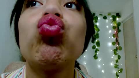 Snapshot of eiviiy1609 chatting on 11-11-25, 01:55 eiviiy1609 online show from 11-11-25, 01:55