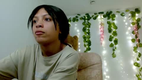 Snapshot of eiviiy1609 chatting on 11-12-25, 02:28 eiviiy1609 online show from 11-12-25, 02:28