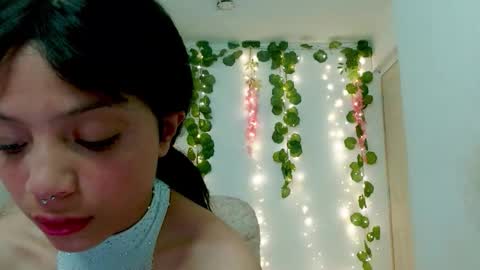 Snapshot of eiviiy1609 chatting on 11-14-25, 01:54 eiviiy1609 online show from 11-14-25, 01:54