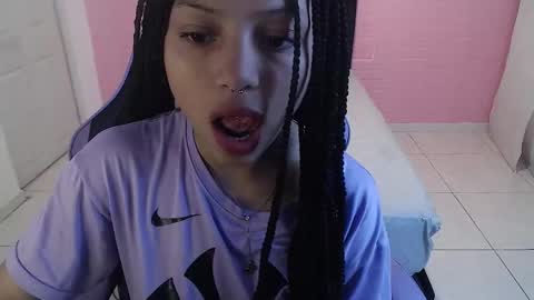 Snapshot of eiviiy1609 chatting on 11-24-25, 02:28 eiviiy1609 online show from 11-24-25, 02:28