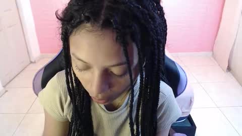 Snapshot of eiviiy1609 chatting on 11-29-25, 01:58 eiviiy1609 online show from 11-29-25, 01:58