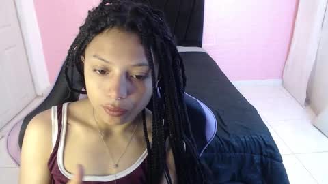 Snapshot of eiviiy1609 chatting on 12-04-25, 02:37 eiviiy1609 online show from 12-04-25, 02:37