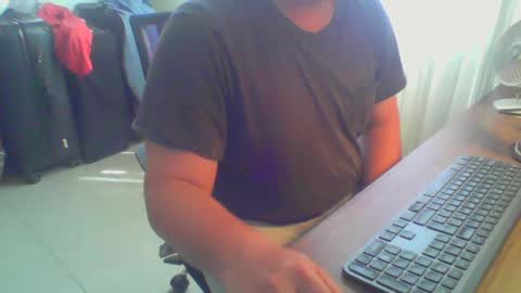 Juan Pablo M online show from 12-19-24, 06:45