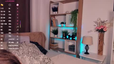 Elis 3 online show from 10-10-25, 09:36