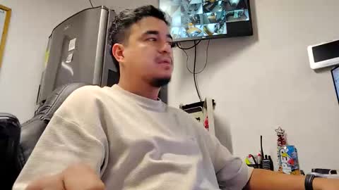   online show from 12-18-25, 07:58