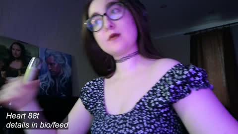 If you like it when I meow give me a thumbs up online show from 02-07-25, 02:04