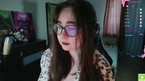 If you like it when I meow give me a thumbs up online show from 09-26-25, 09:24