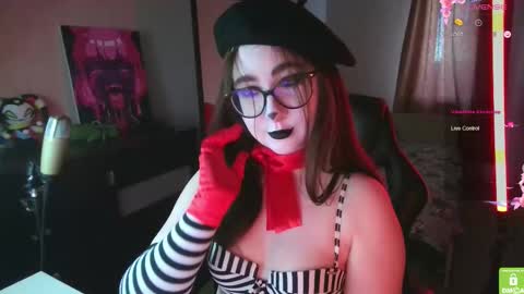 If you like it when I meow give me a thumbs up online show from 10-21-25, 08:15